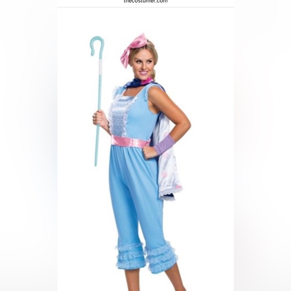 Bo beep costume. Wore for 2 hours. Size medium.